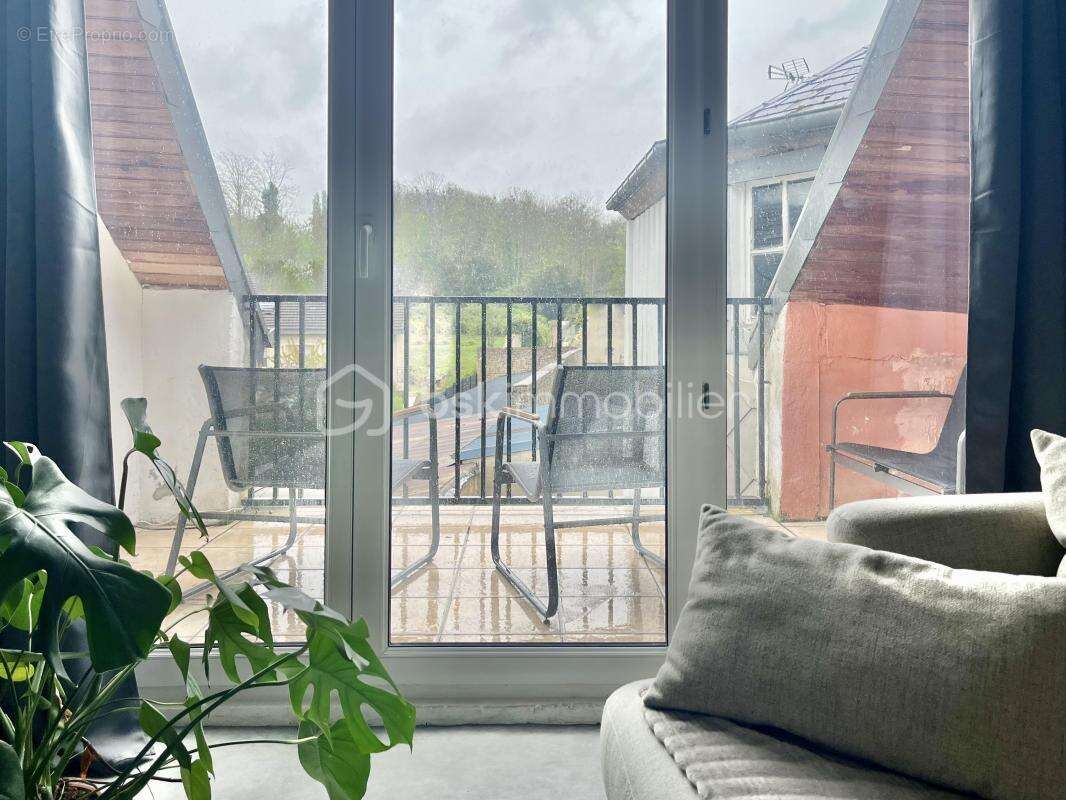 Appartement à BALAN