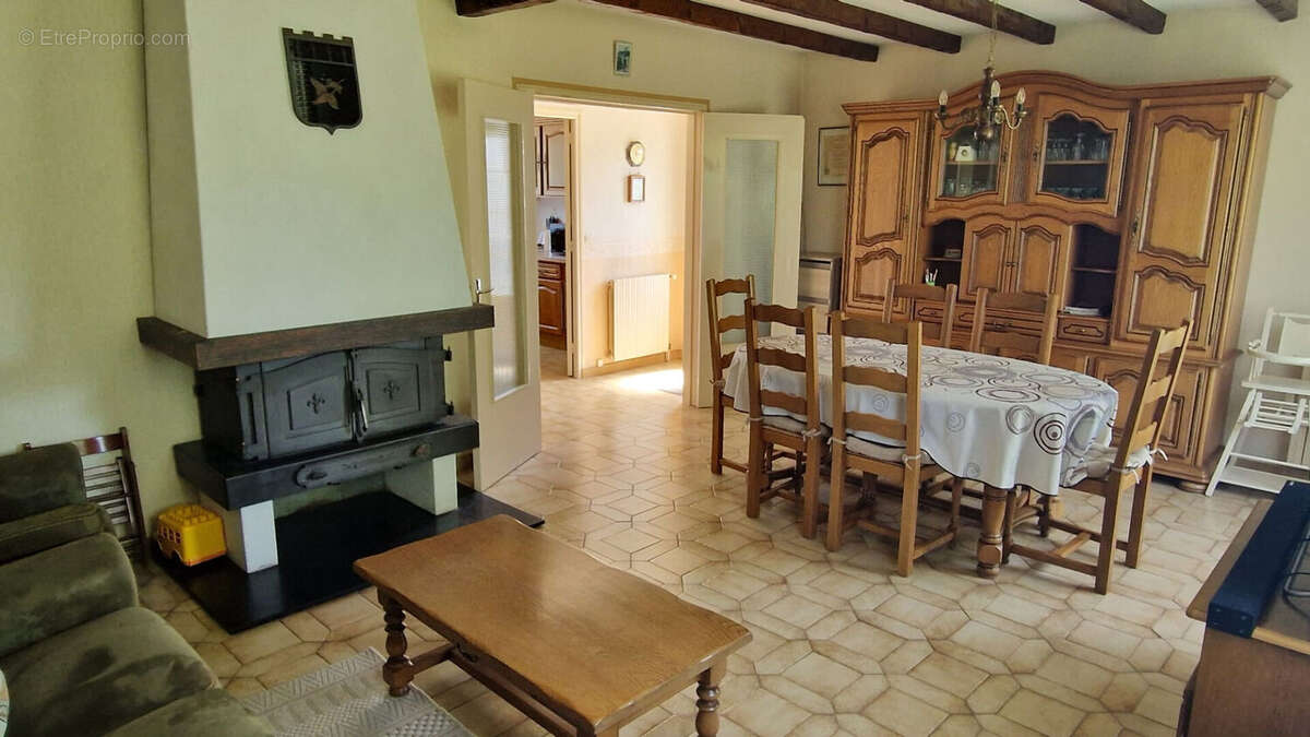 Pavillon sur sous-sol - 5 pieces - 4 chambres - photo 5