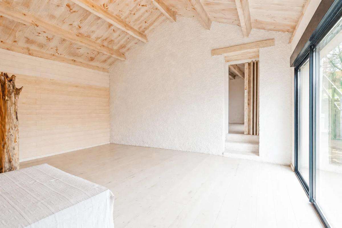 Maison de caractère 5 pièces à Fayet - photo 10