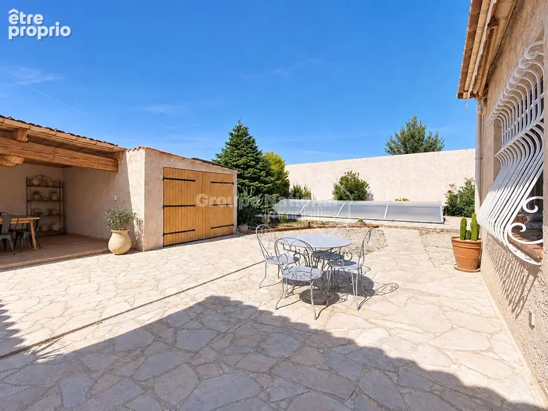 RARE ! Maison/appartement unique en plein centre ville avec piscine privée ! - photo 12