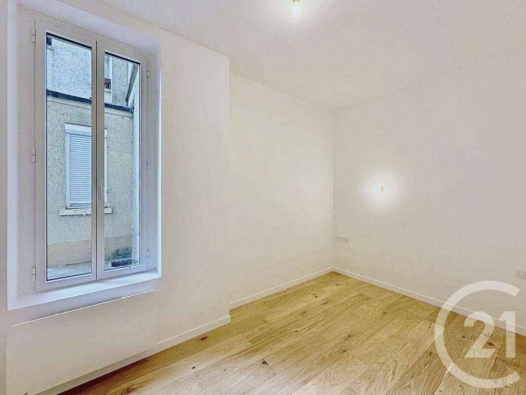 Appartement à PARIS-19E