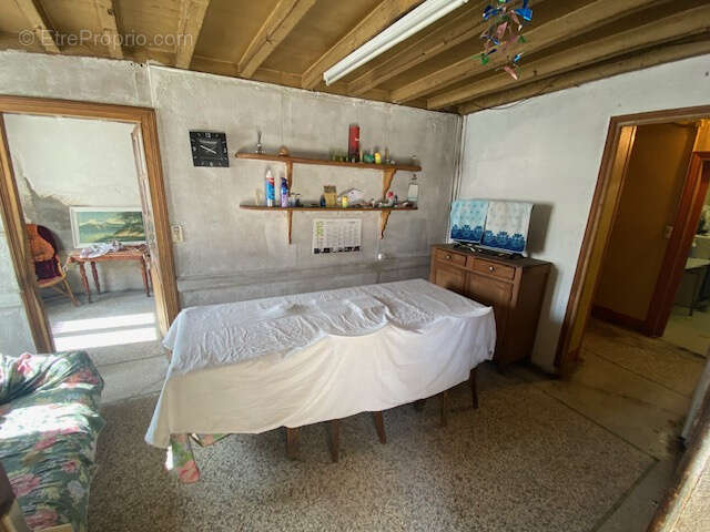 Maison à THURET