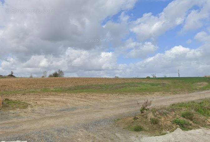 Terrain 415 m² à Mons-En-Pevele  - photo 1