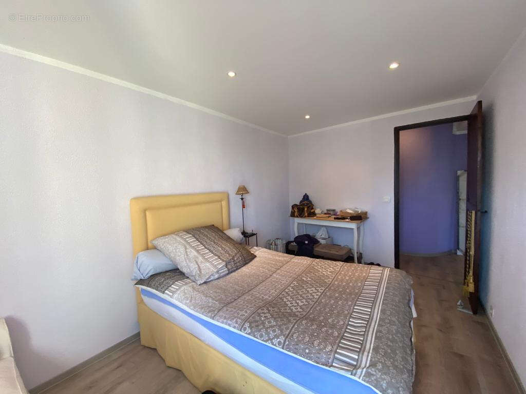 Appartement à GRIMAUD
