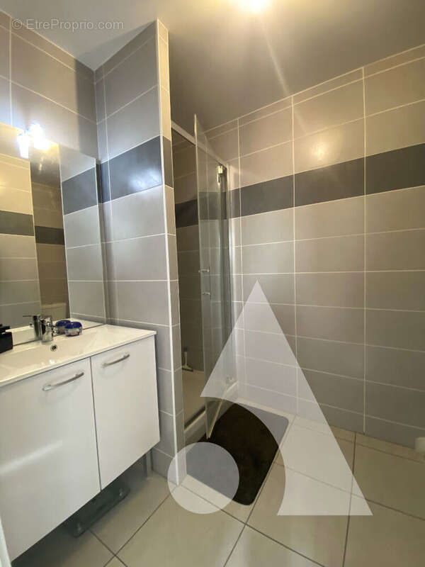 A vendre appartement 2 chambres avec balcon - photo 8
