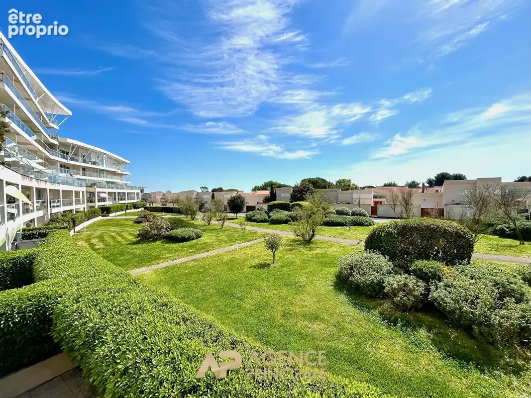 Appartement 64 m² La Rochelle -Terrasse 22 m² - Ascenseur - Parking - DPE B - photo 3