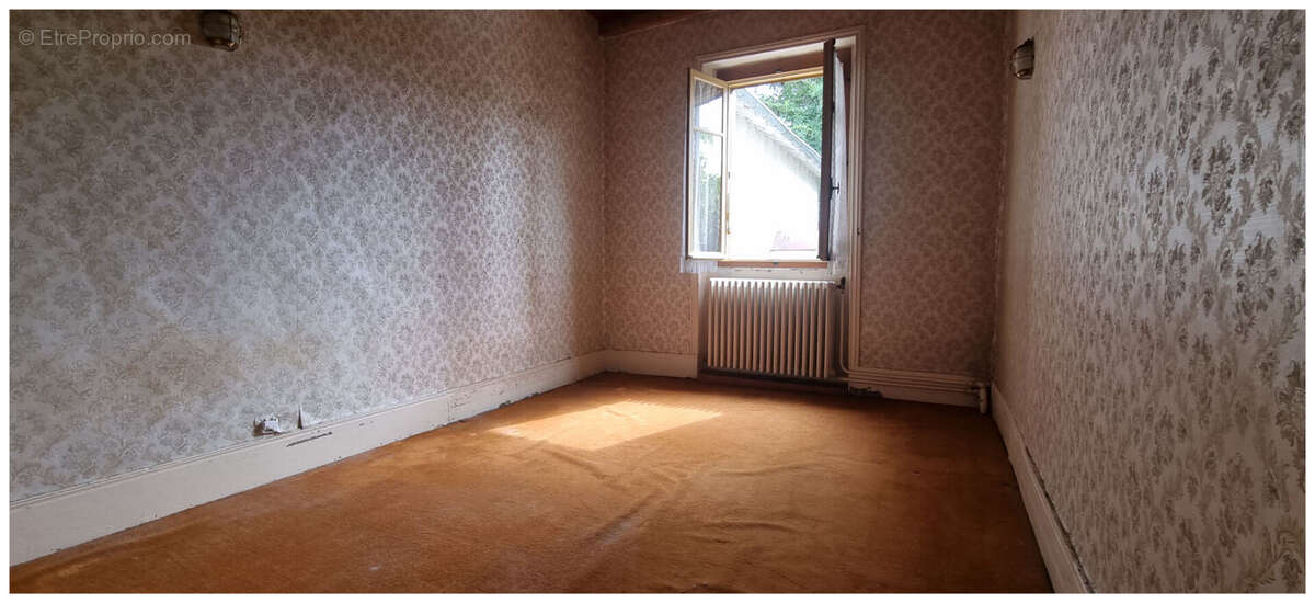 Maison à SAINT-MAURICE-L&#039;EXIL