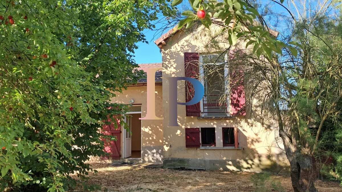 Maison à PARAY-LE-MONIAL