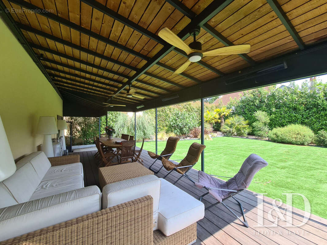 Maison à MORIGNY-CHAMPIGNY