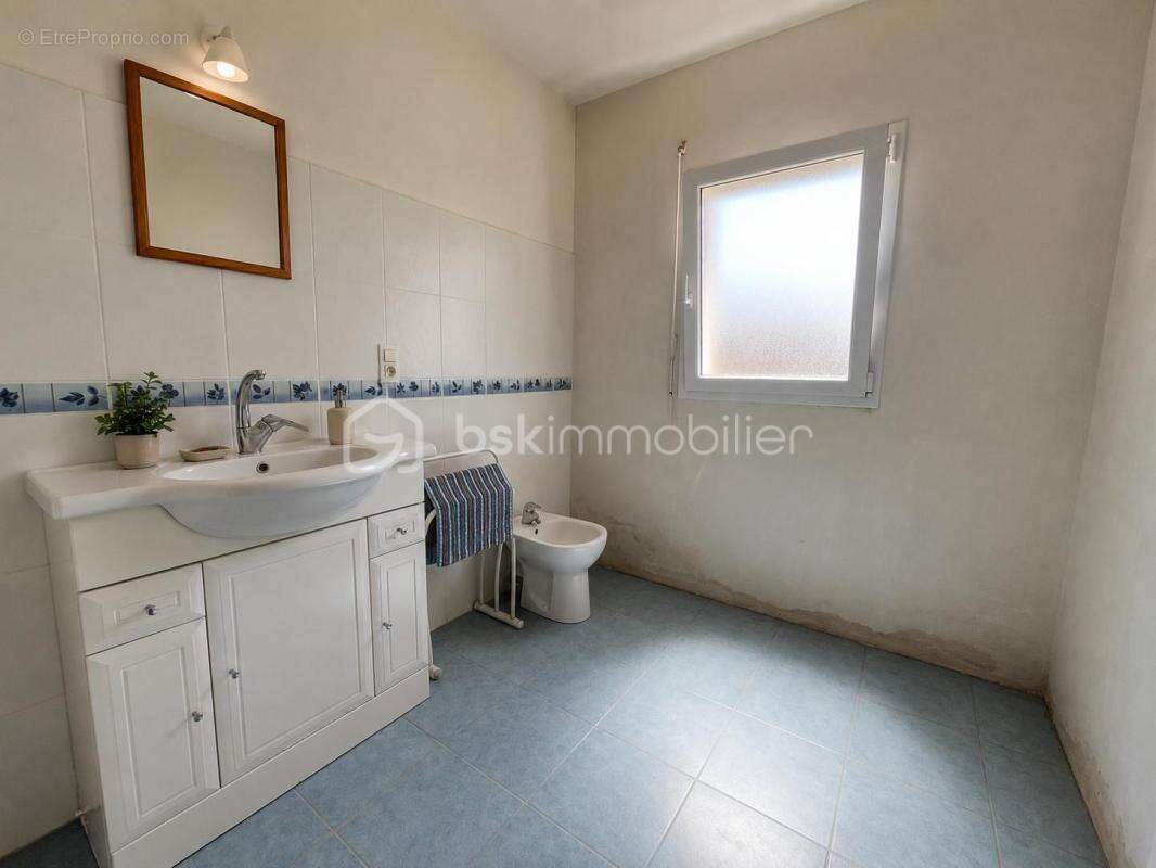 Plain-pied de 85m2 sur 2 000 m² de terrain constructible - photo 9