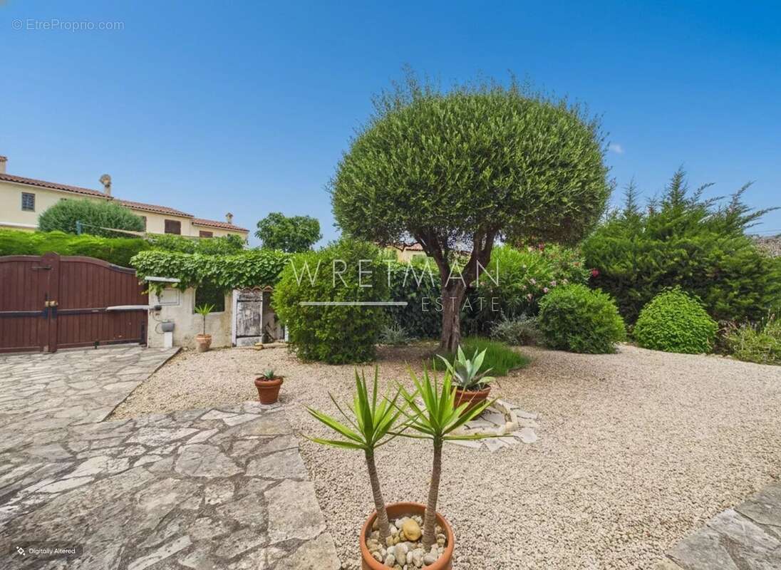 Maison à CAGNES-SUR-MER