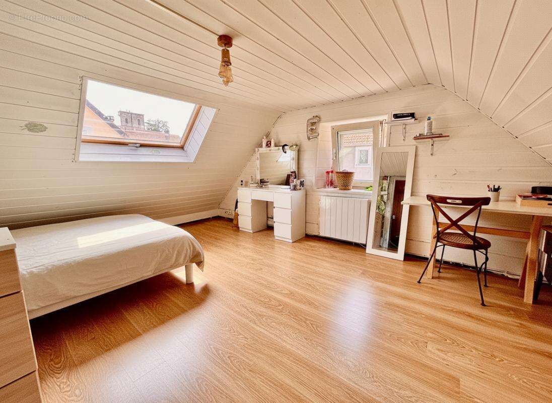 Maison en pierre avec piscine , 125 m² , Jardin sans vis-à-vis - photo 12