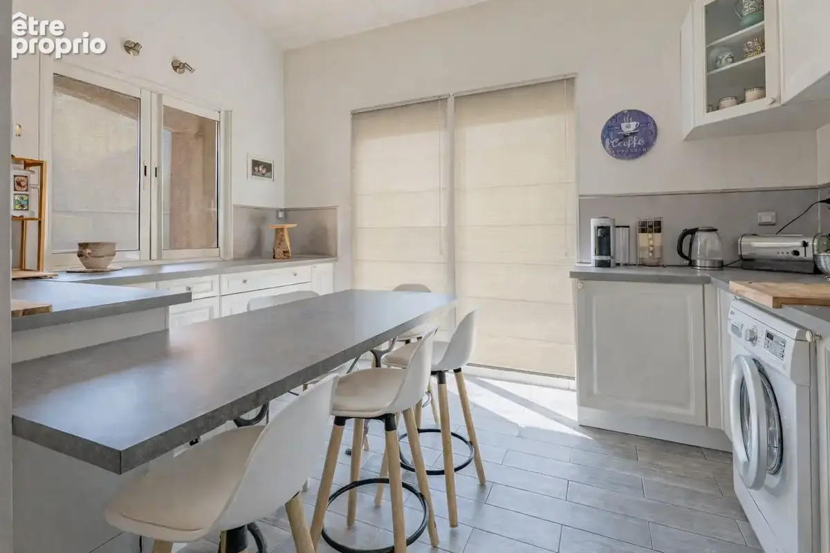 Maison 5 pièces 123 m² à vendre à Saint-Paul (06570) - photo 4