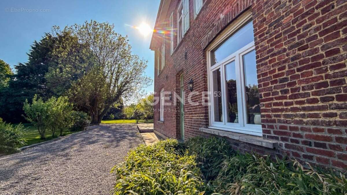 Maison à THEROUANNE