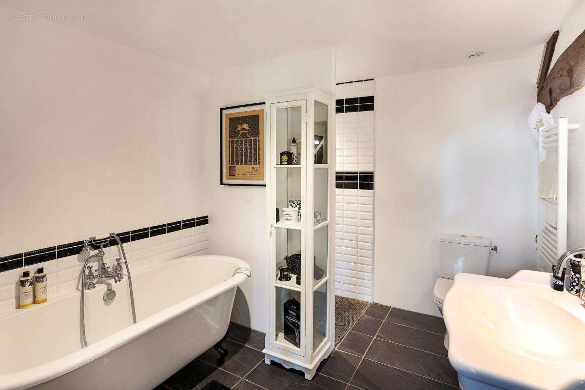 Maison à CASTELNAU-DE-MONTMIRAL