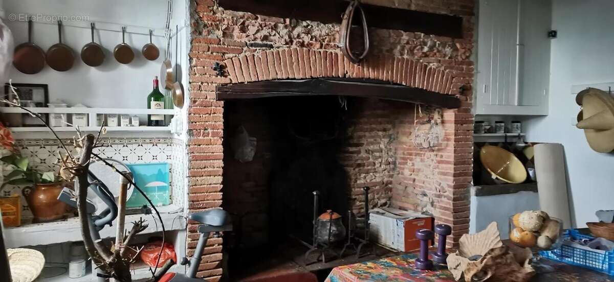 Maison à LA SALVETAT-BELMONTET