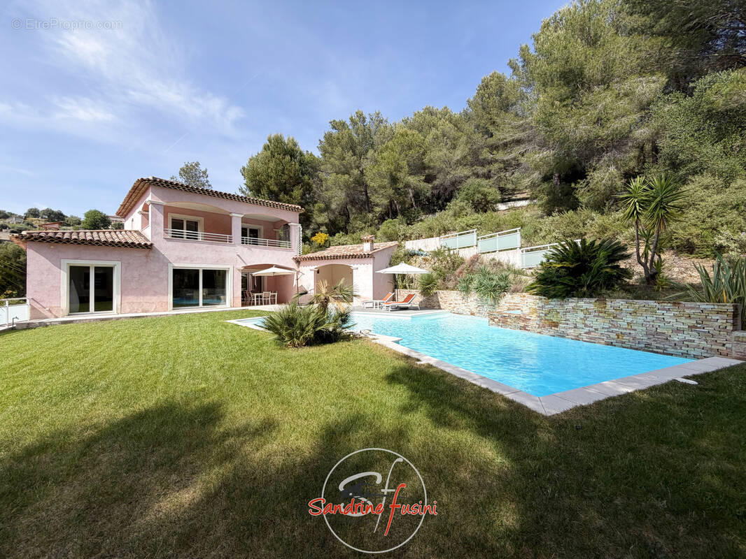 Maison à SAINT-MARTIN-DU-VAR