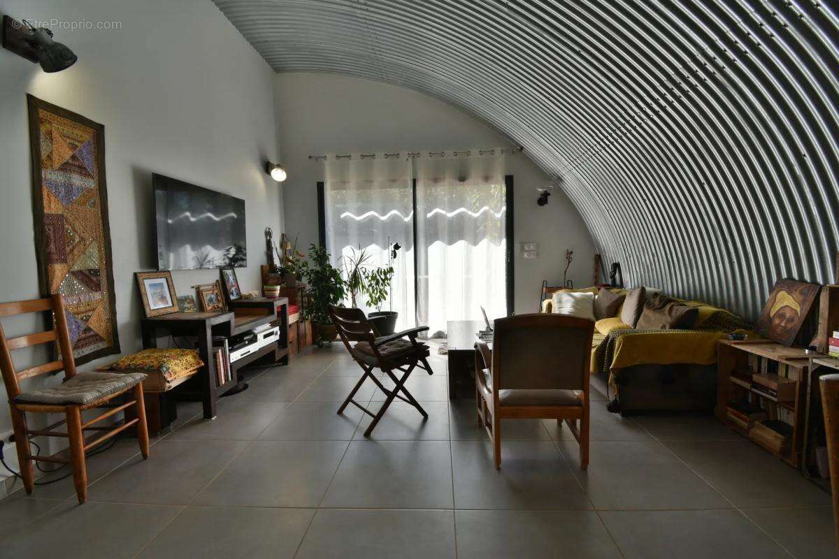 Maison à MAS-DE-LONDRES