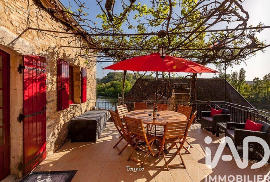 Photo 1 - Maison à LA ROQUE-GAGEAC