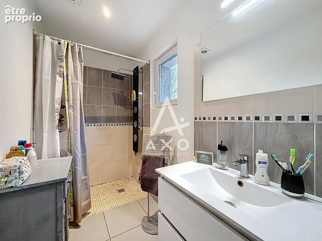 Maison familiale avec dépendance, proche gare - photo 18