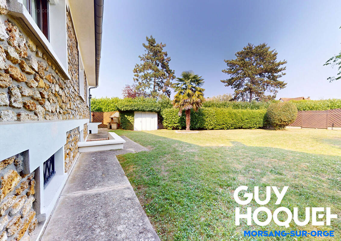 Maison à FLEURY-MEROGIS