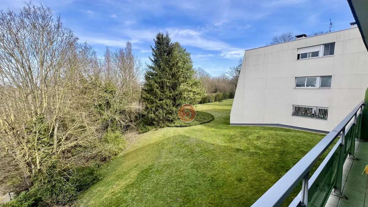 Appartement à LE RAINCY