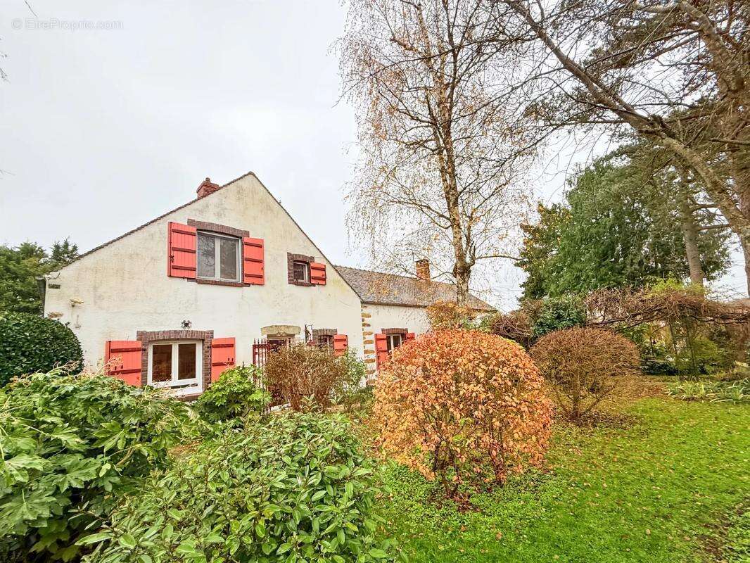 Maison à VILLENEUVE-LES-BORDES