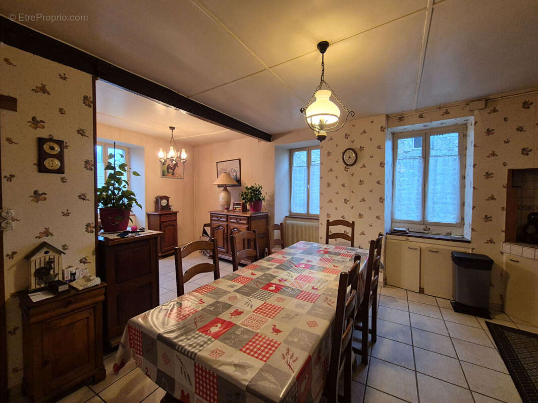 Maison à PRADINES