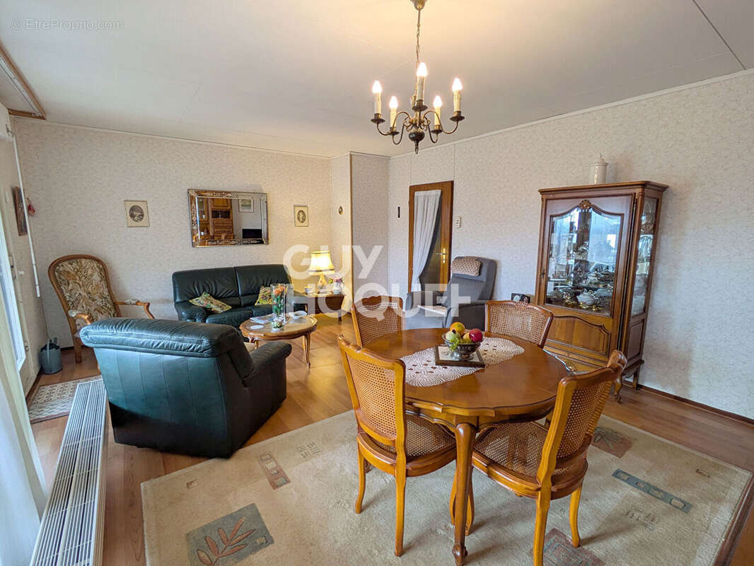 Maison à CHATILLON-LE-DUC