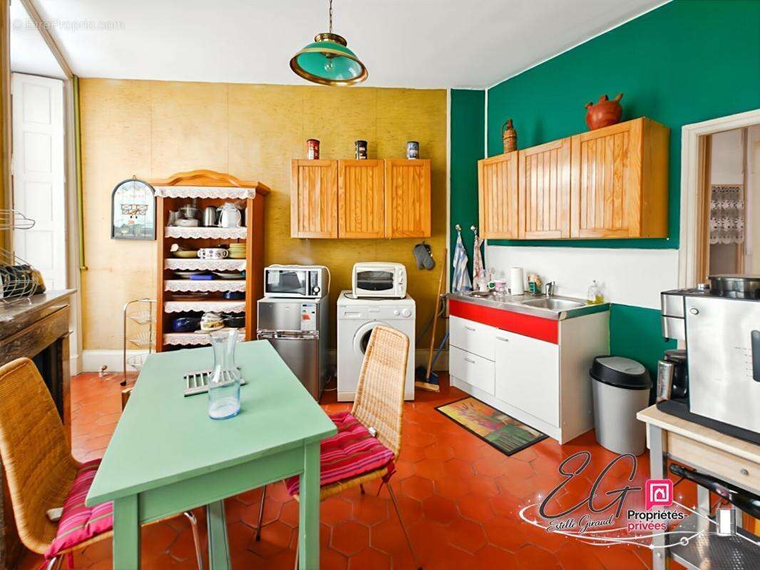 Appartement bourgeois d'exception de 284 m² avec terrasse, balcon filant et vue sur le parc - photo 14