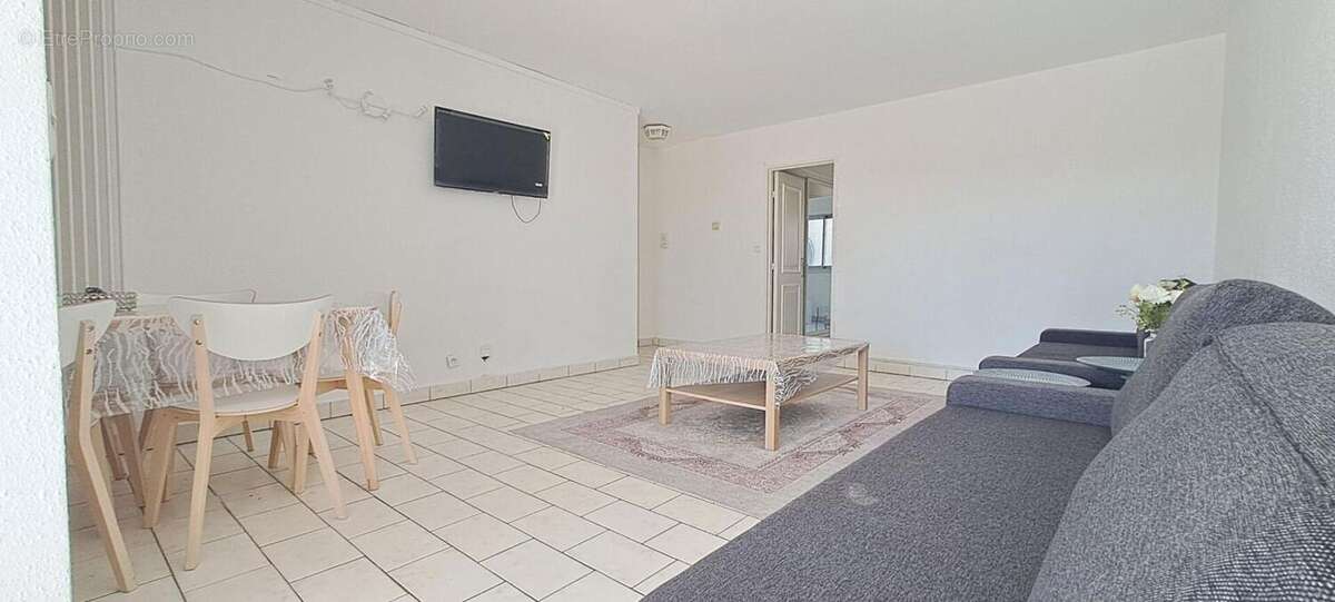 Appartement à MARSEILLE-8E