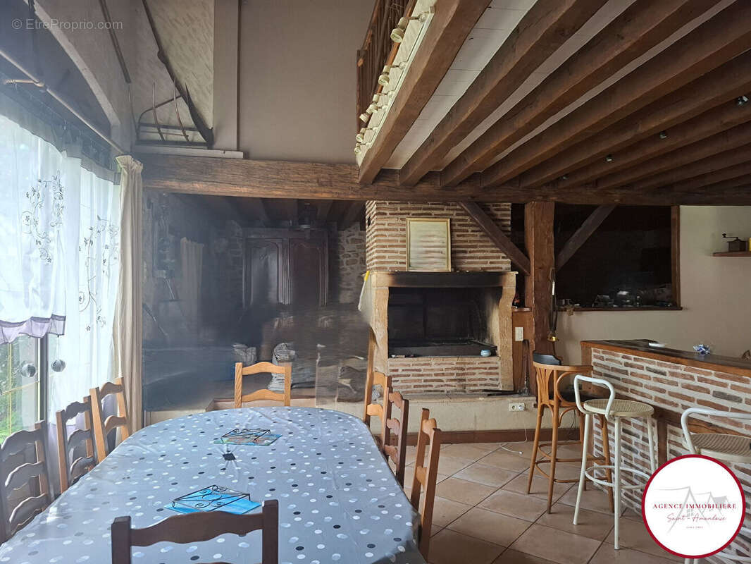 Maison à COUST