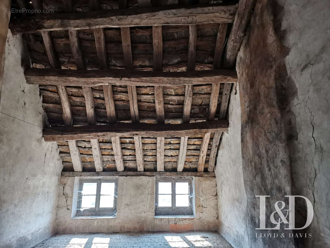 Maison à SAINT-SEINE-L'ABBAYE