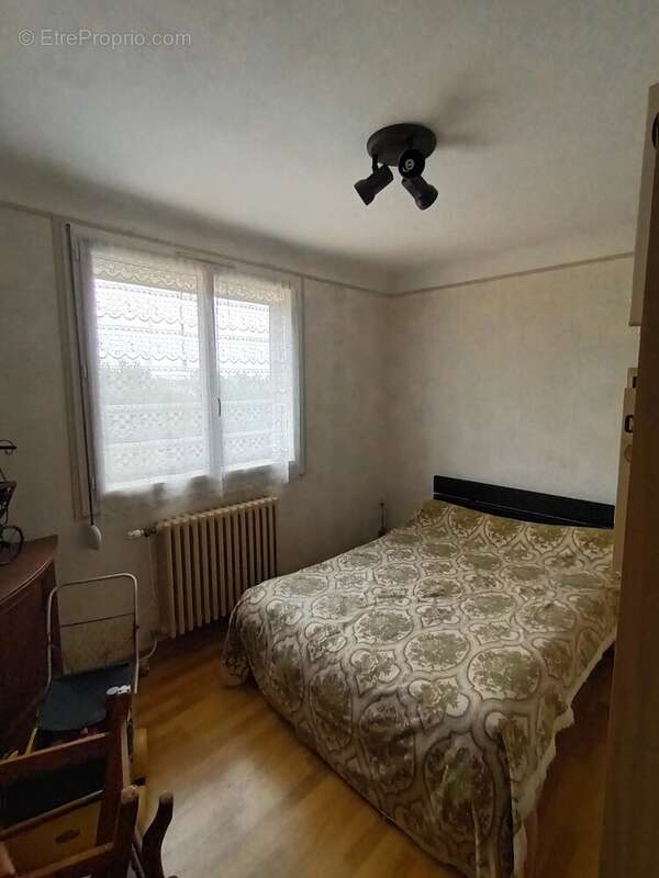Appartement 111 m² à Montceau-Les-Mines  - photo 8