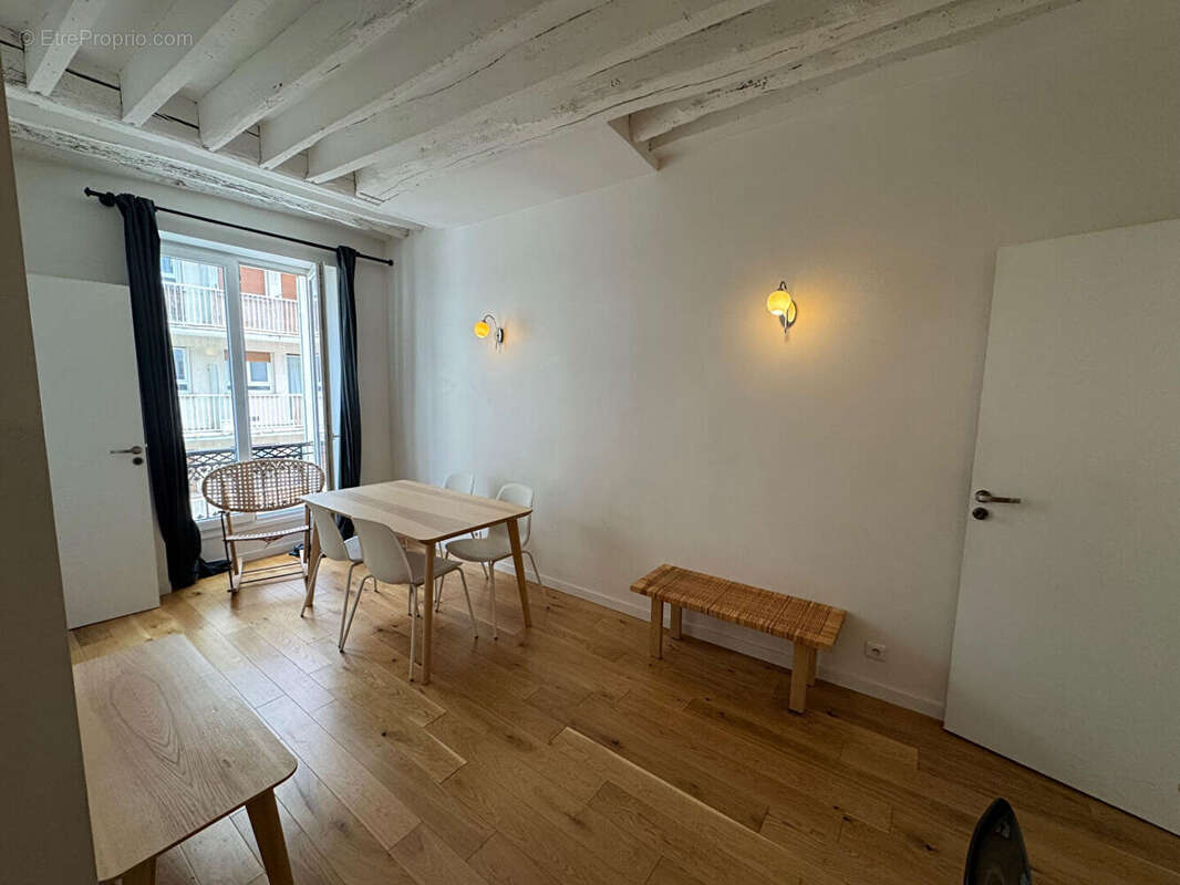 Appartement à PARIS-6E