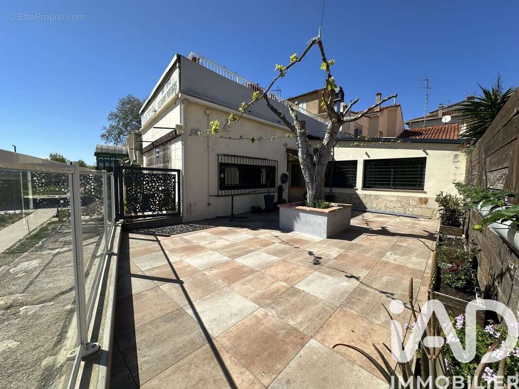 Photo 1 - Commerce à PERPIGNAN