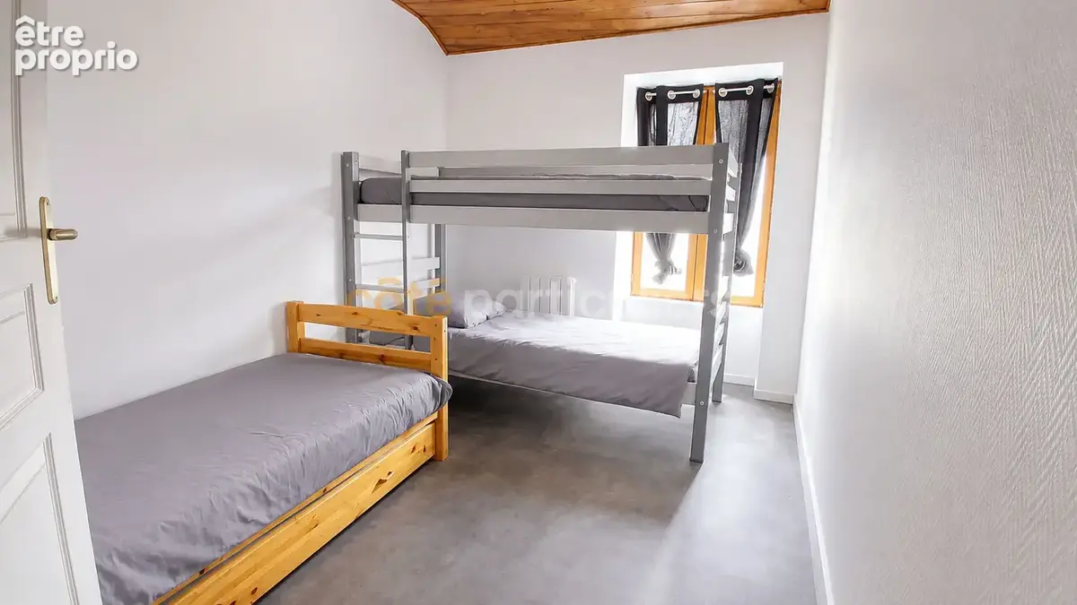Rives de l'yon -- chaille sous les ormeaux -- ensemble immobilier --153 m2 --9 pieces -- centre bourg - photo 8
