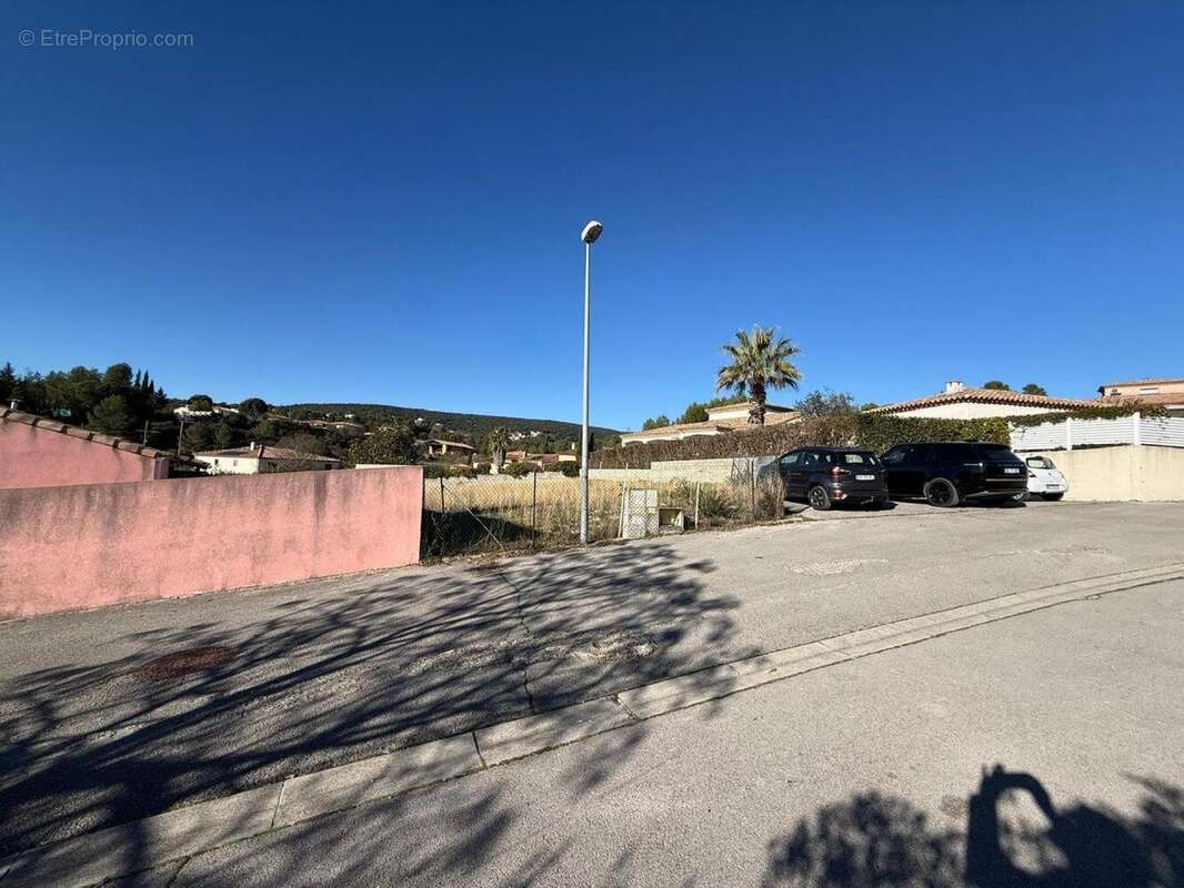 Photo 3 - Terrain à COMBAILLAUX