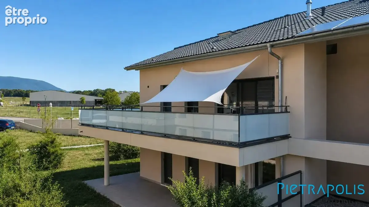 Appartement 5 pièces 131 m² à vendre à Crozet (01170) - photo 2