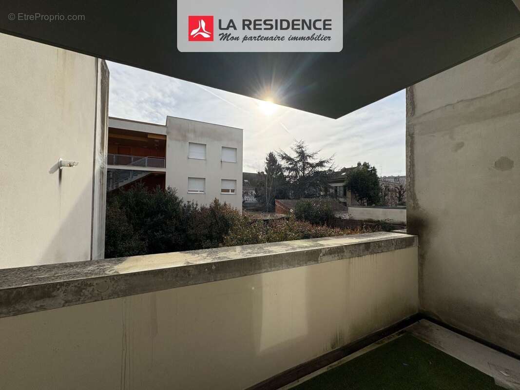 Appartement à LES MUREAUX