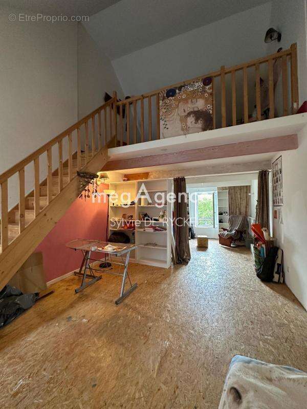 Maison à VILLENEUVE-L'ARCHEVEQUE