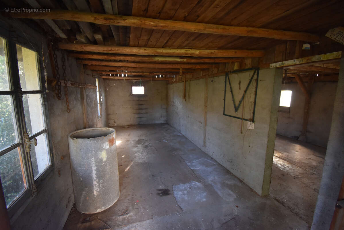 Maison à SAINT-LOUP-SUR-SEMOUSE