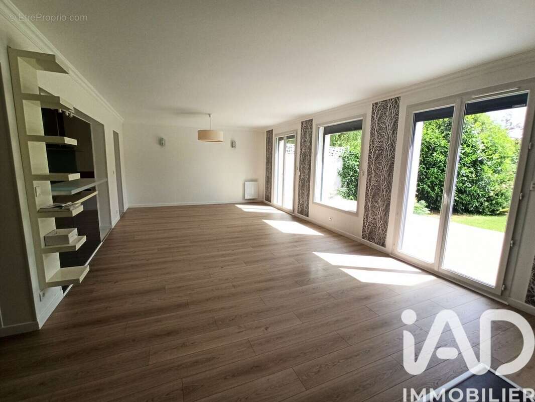 Photo 8 - Maison à CERNAY-LA-VILLE
