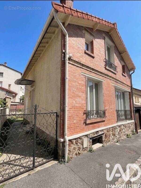 Photo 1 - Maison à ARCUEIL