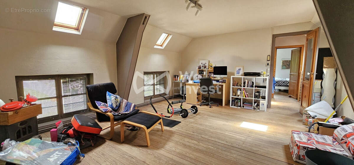 Maison à MOUROUX