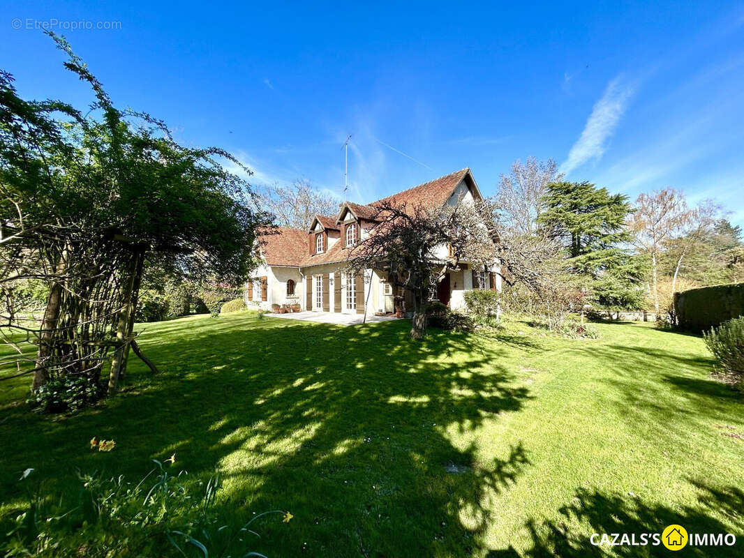 Maison à CELY
