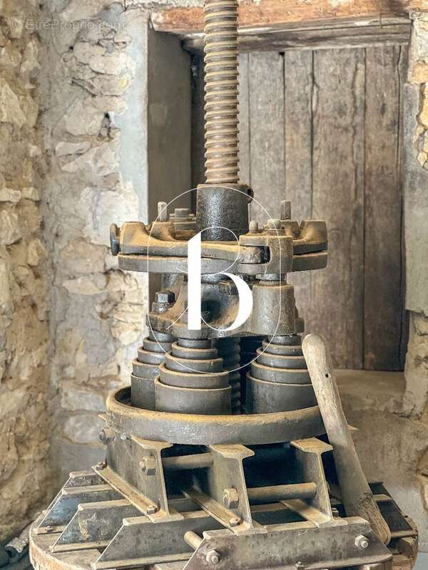 Maison à GOUDARGUES