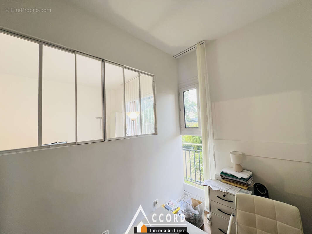 Bureau 2 pièces 47 m2 - photo 5