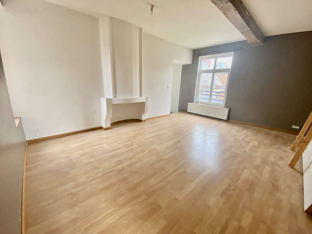 Appartement à SOLRE-LE-CHATEAU