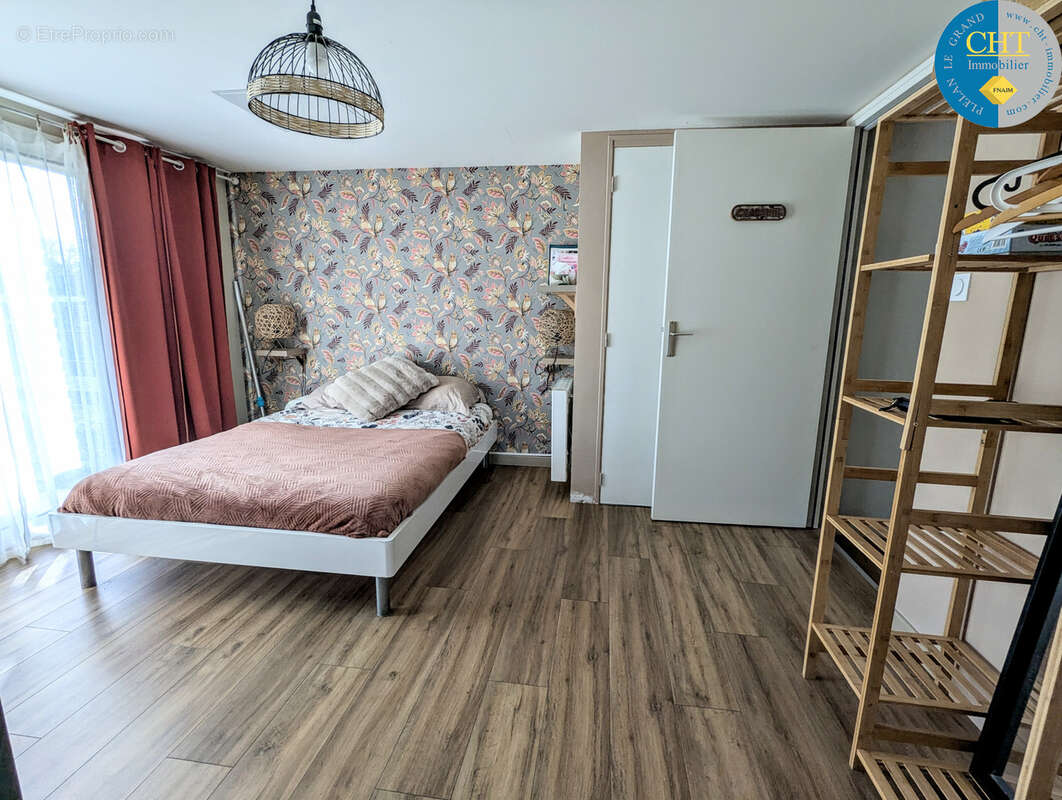 Maison à LES BRULAIS